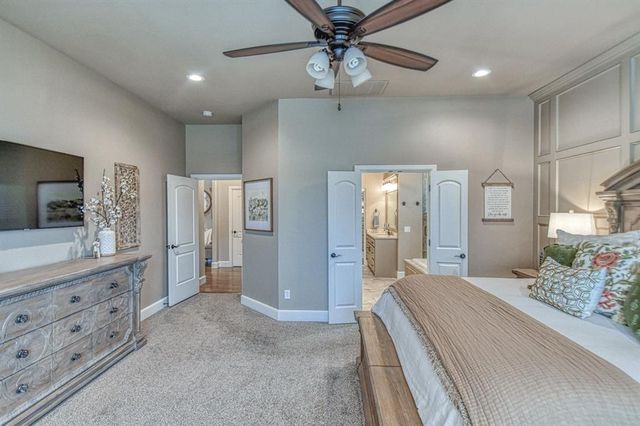 4504 Canonbury Circle, Norman, OK 73072