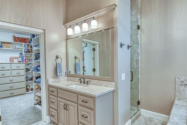 4504 Canonbury Circle, Norman, OK 73072