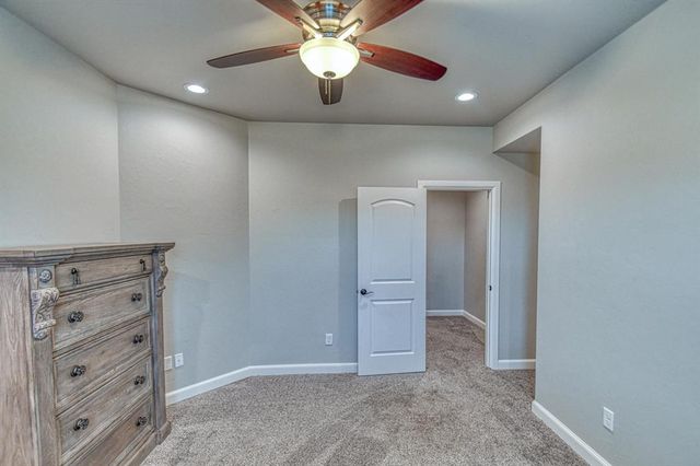 4504 Canonbury Circle, Norman, OK 73072