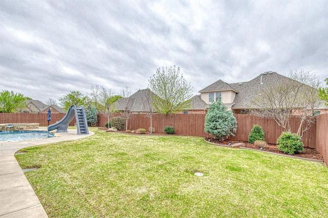 4504 Canonbury Circle, Norman, OK 73072