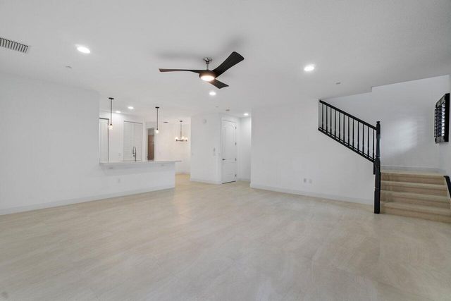 4886 NW 16TH Avenue, Boca Raton, FL 33431