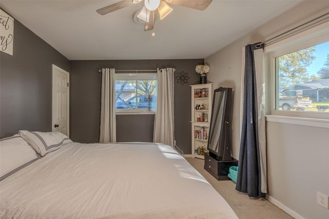 720 Concordia B Drive, Bellville, TX 77418