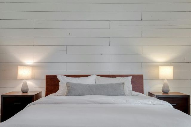 1012 Speegle ST, Taylor, TX 76574