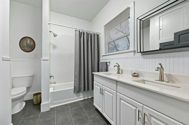 1012 Speegle ST, Taylor, TX 76574