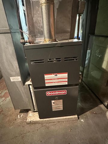 5224 N 47th STREET, Milwaukee, WI 53218