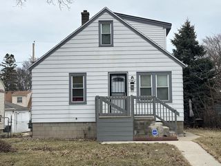5224 N 47th STREET, Milwaukee, WI 53218