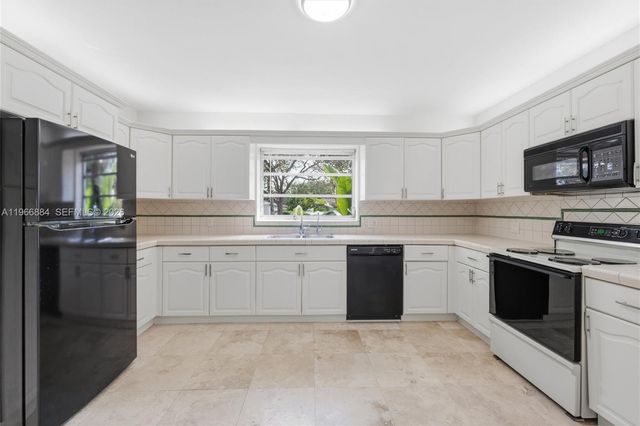 177 NE 109th St, Miami Shores, FL 33161