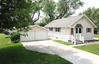 4530 NE 34th Court, Des Moines, IA 50317