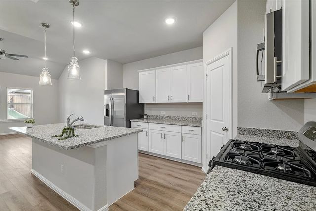 422 Wydown Drive, Princeton, TX 75407