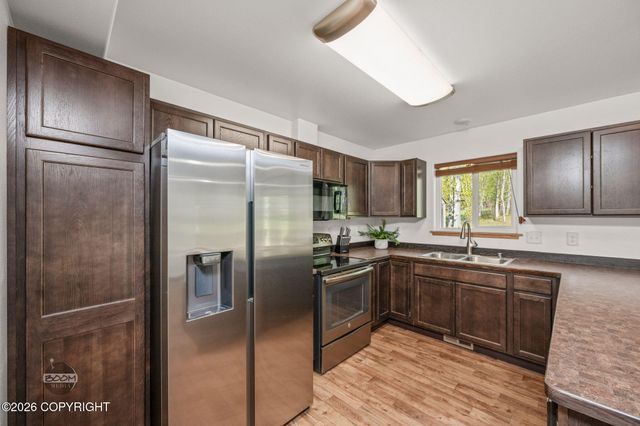 2500 S Tundra Rose Drive, Wasilla, AK 99623