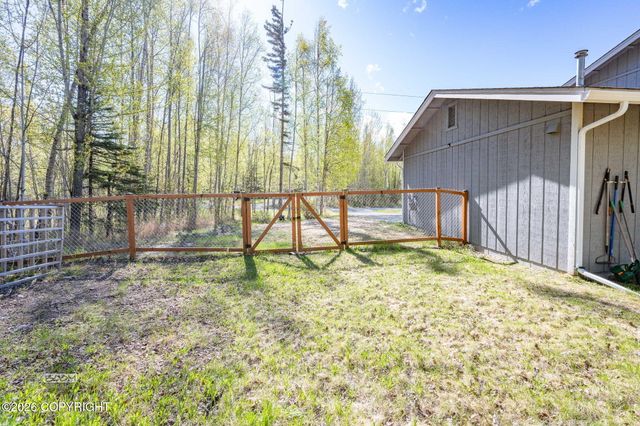 2500 S Tundra Rose Drive, Wasilla, AK 99623