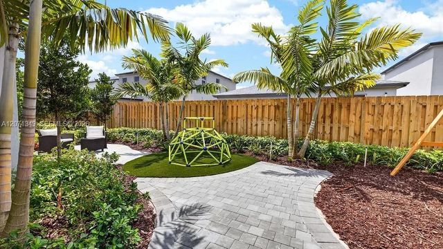 19417 SW 336 Terrace, Miami, FL 33034