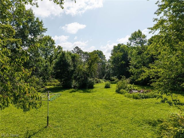 8061 Yoder Road, Seville, OH 44273