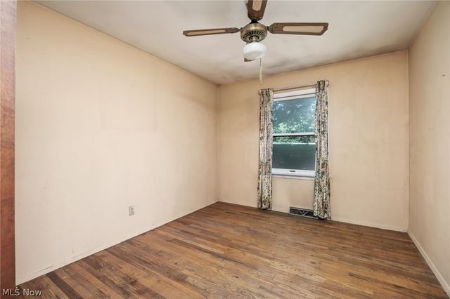8061 Yoder Road, Seville, OH 44273