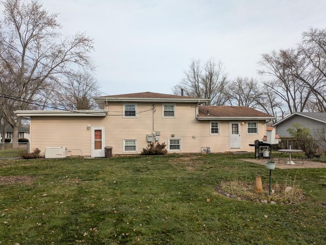 5589 Birch Avenue, Portage, IN 46368