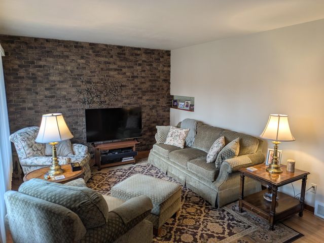 5589 Birch Avenue, Portage, IN 46368