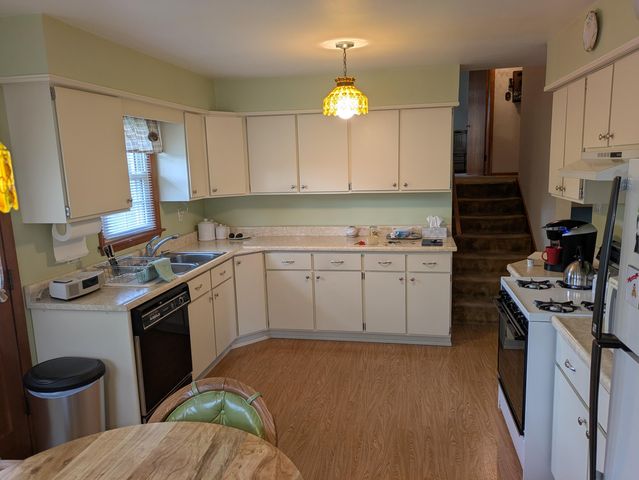 5589 Birch Avenue, Portage, IN 46368