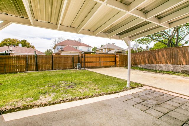 2724 Windswept Lane, Mesquite, TX 75181