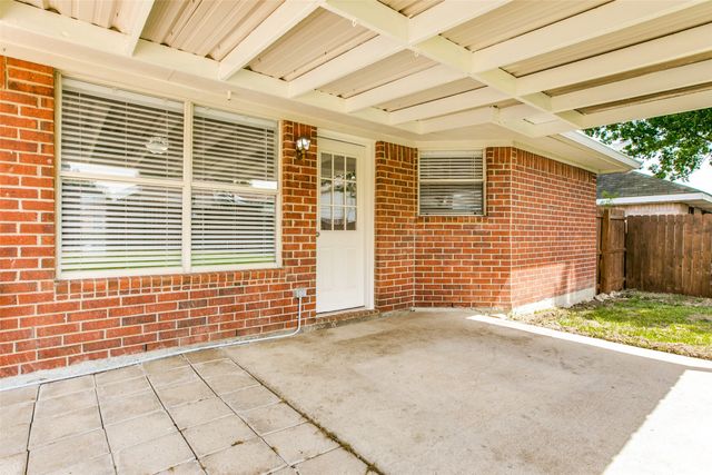 2724 Windswept Lane, Mesquite, TX 75181