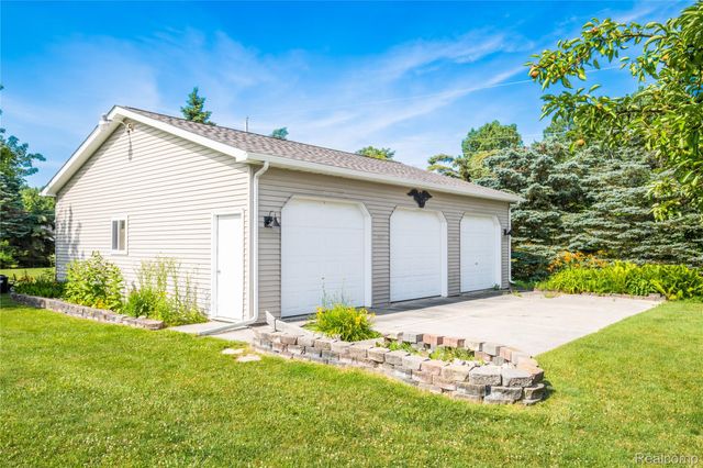 9600 Hamill Road, Otisville Village, MI 48463