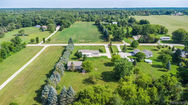 9600 Hamill Road, Otisville Village, MI 48463