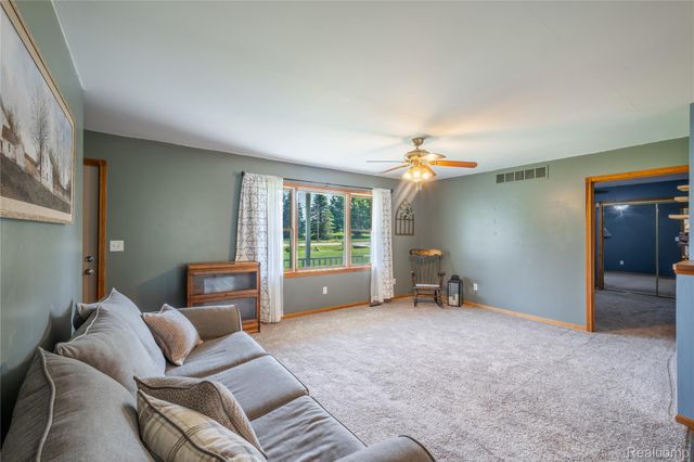 9600 Hamill Road, Otisville Village, MI 48463