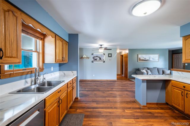 9600 Hamill Road, Otisville Village, MI 48463