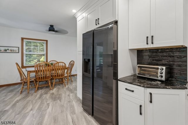 17 Orange Pl, Wayne Twp., NJ 07470