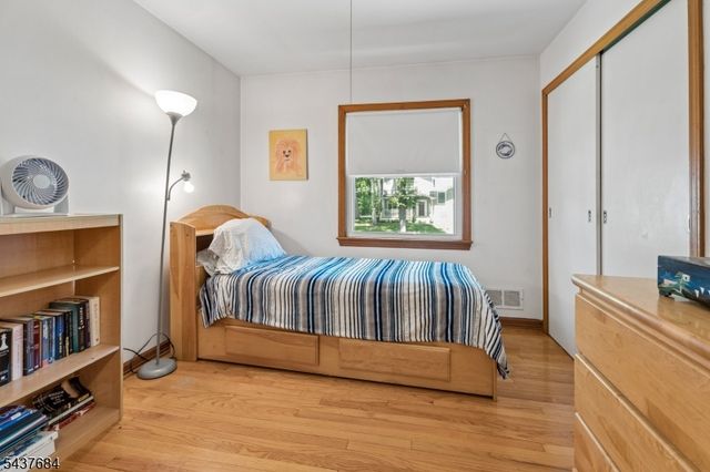 17 Orange Pl, Wayne Twp., NJ 07470