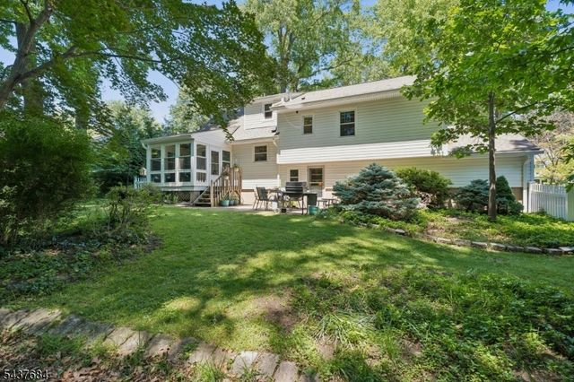 17 Orange Pl, Wayne Twp., NJ 07470