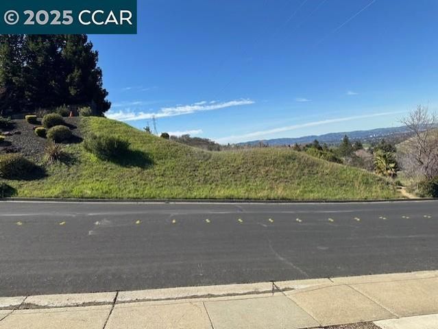 5171 Keller Ridge Dr, Clayton, CA 94517