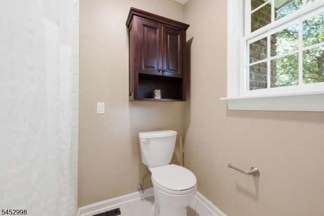 1120 N Washington Ave, Green Brook Twp., NJ 08812