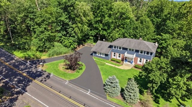 1120 N Washington Ave, Green Brook Twp., NJ 08812