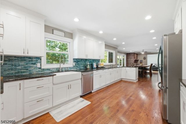 1120 N Washington Ave, Green Brook Twp., NJ 08812