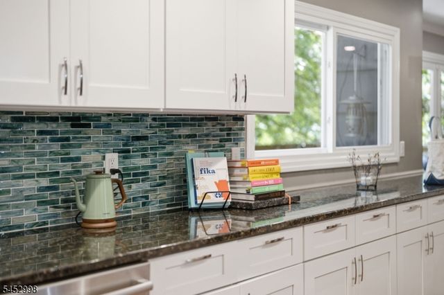 1120 N Washington Ave, Green Brook Twp., NJ 08812