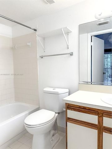 2550 SW 18th Ter 2305, Fort Lauderdale, FL 33315