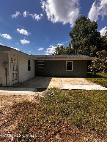 10616 Oak Street, Vancleave, MS 39565