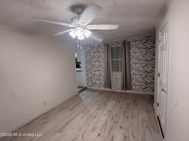 10616 Oak Street, Vancleave, MS 39565