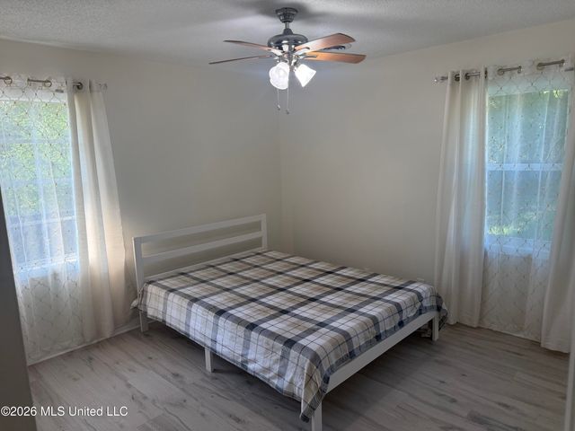 10616 Oak Street, Vancleave, MS 39565