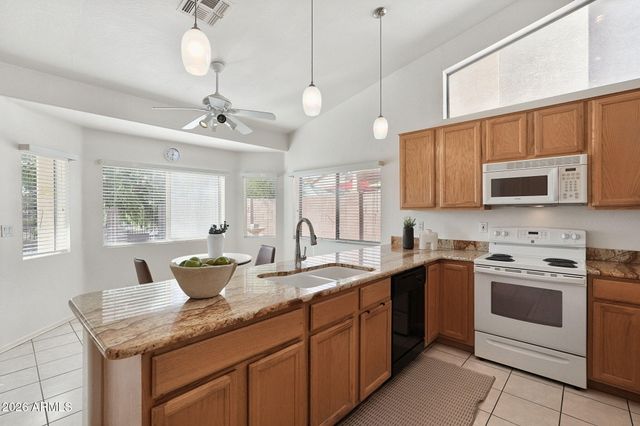 15842 N 76th Lane, Peoria, AZ 85382