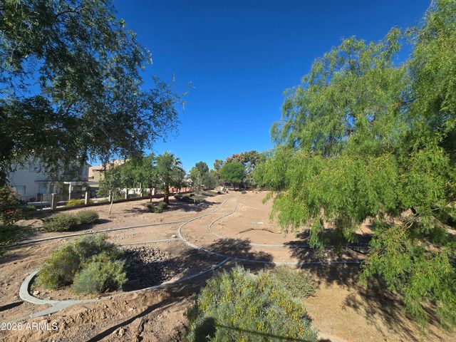 15842 N 76th Lane, Peoria, AZ 85382
