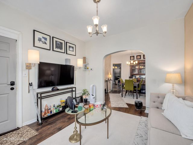 6217 S Claremont Avenue, Chicago, IL 60636