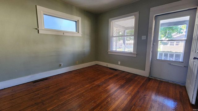 2017 Brooklyn Avenue, Fort Wayne, IN 46802