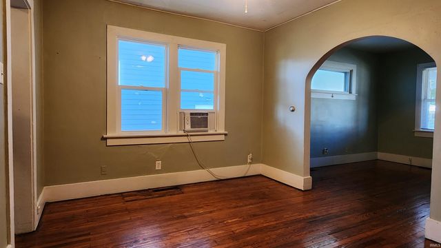 2017 Brooklyn Avenue, Fort Wayne, IN 46802