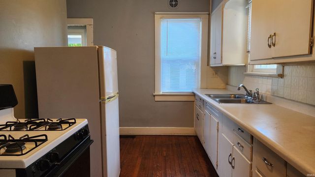 2017 Brooklyn Avenue, Fort Wayne, IN 46802