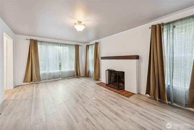 4559 12th Avenue S, Seattle, WA 98108