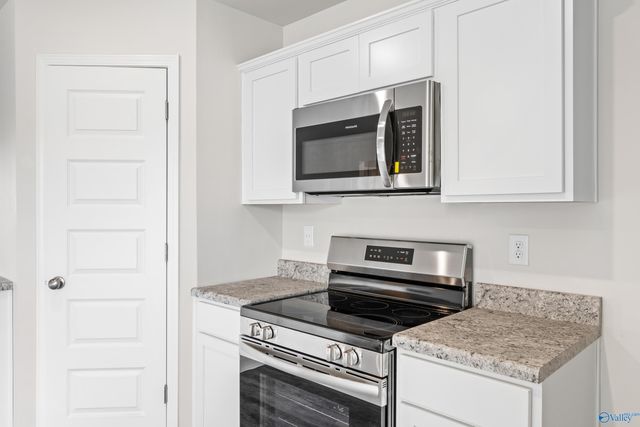 125 Legend Drive, Meridianville, AL 35759