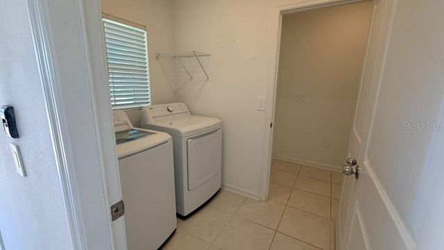 2715 GENTLE RAIN DRIVE, Davenport, FL 33837