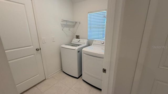 2715 GENTLE RAIN DRIVE, Davenport, FL 33837