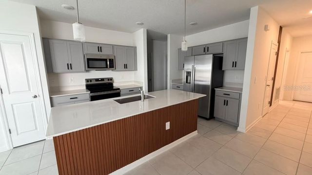 2715 GENTLE RAIN DRIVE, Davenport, FL 33837